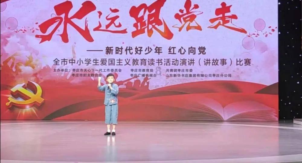 逃离昏暗的废弃城